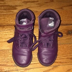 Girl toddler Reebok’s classics